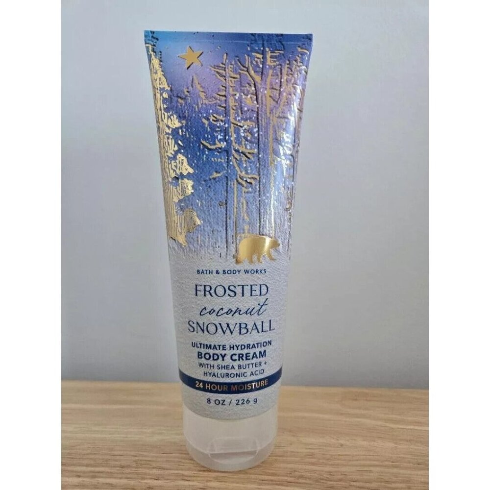 Bath & Body Works Frosted Coconut Snowball Ultimate Hydration Body Cream - 8 oz.